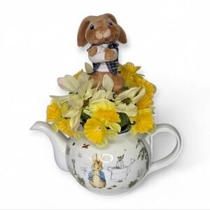 Beatrix Potter Teapot Floral Centerpiece‎ Arrangement Peter Rabbit Bunny